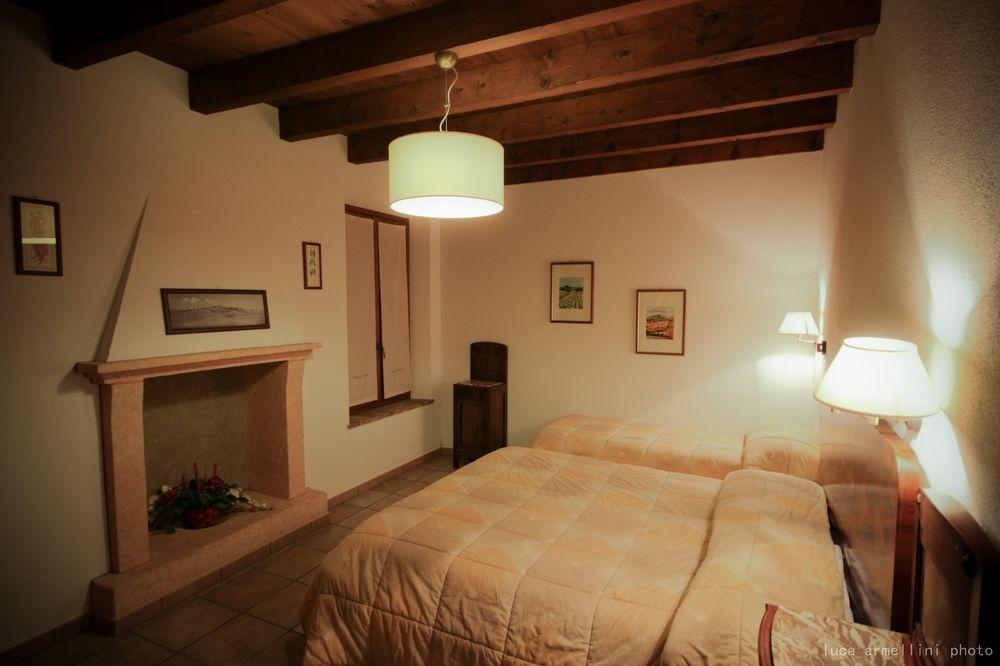 Agriturismo Cascina Boschi Volta Mantovana Exterior foto