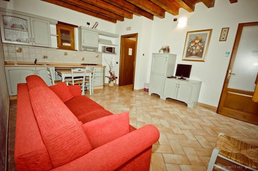 Agriturismo Cascina Boschi Volta Mantovana Exterior foto