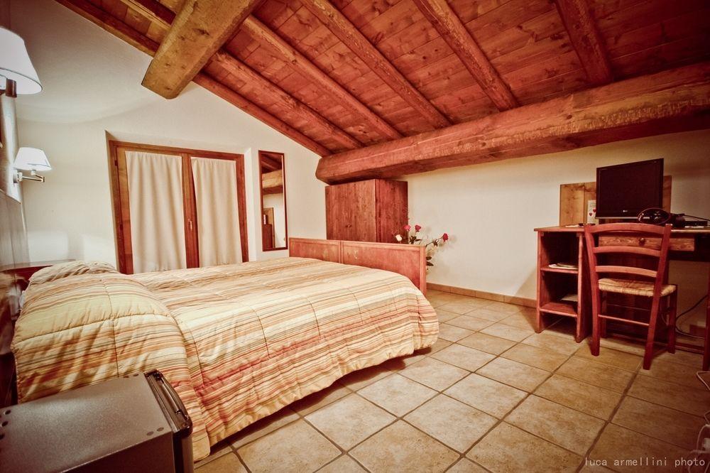 Agriturismo Cascina Boschi Volta Mantovana Exterior foto